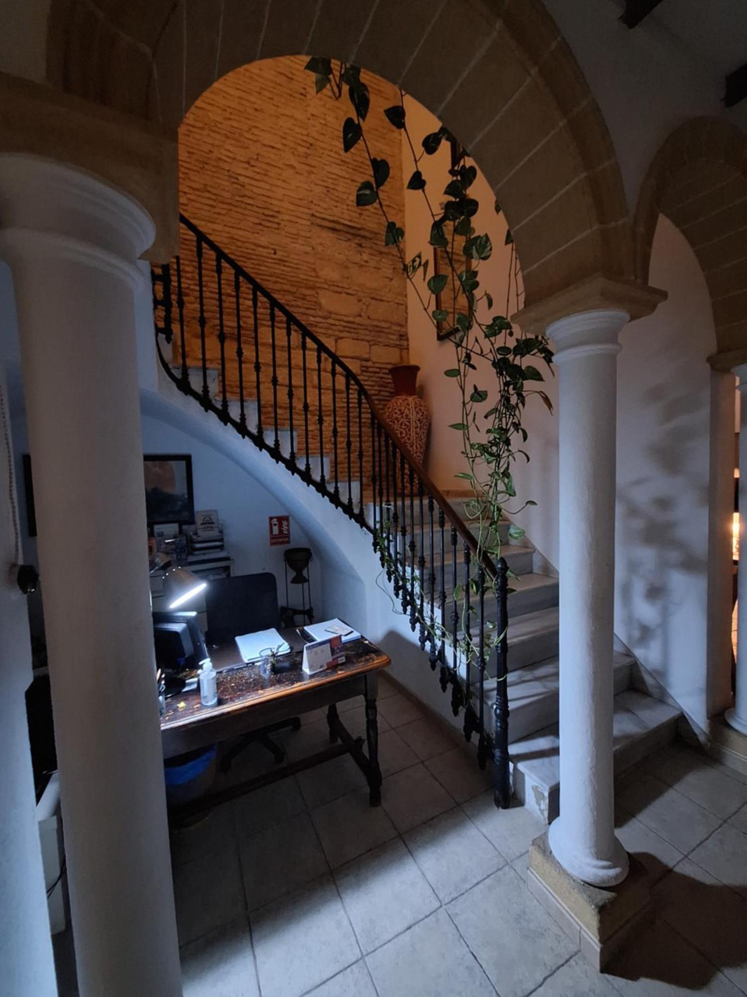 Hostal Fenix Херес-де-ла-Фронтера Экстерьер фото