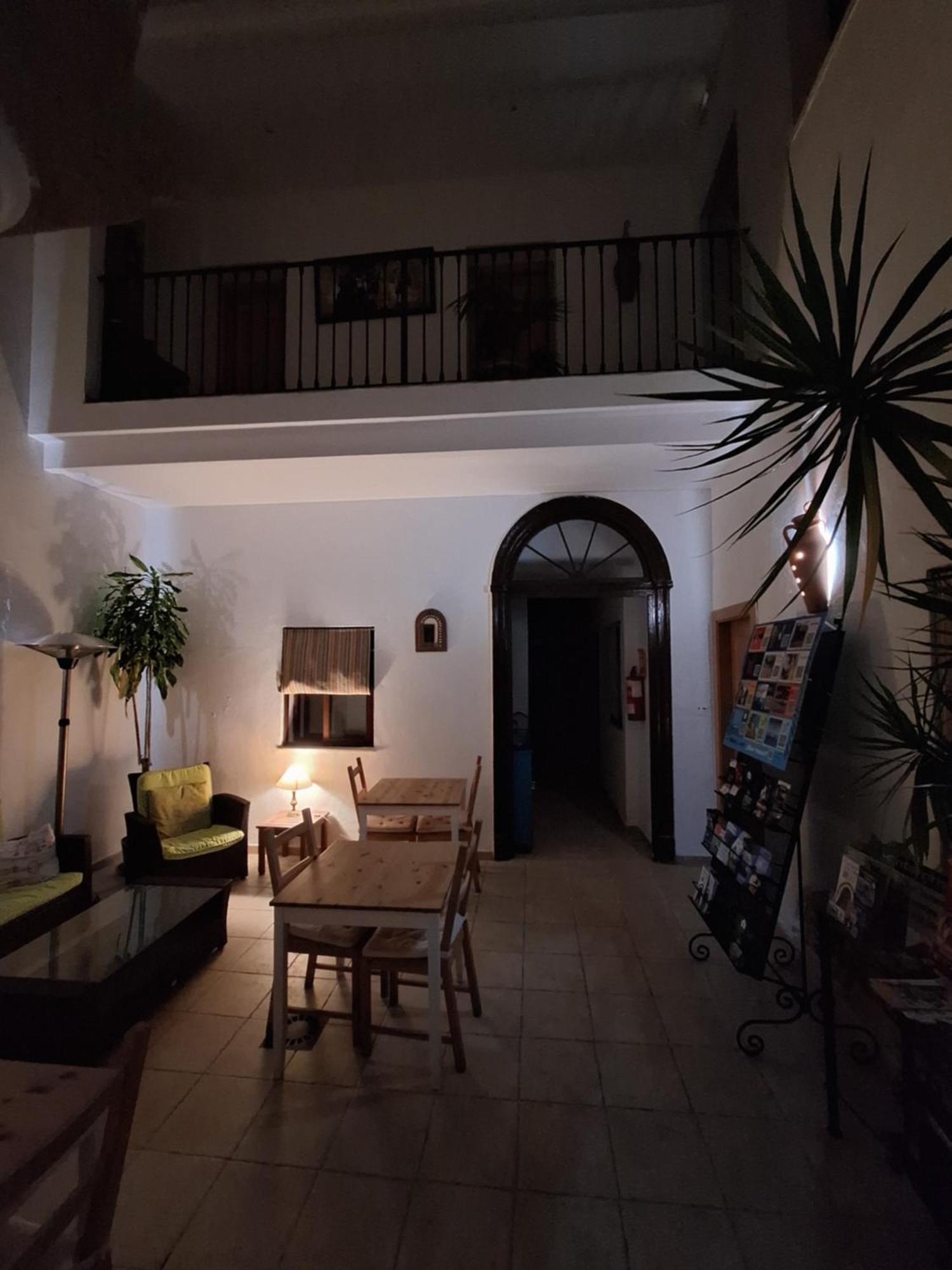 Hostal Fenix Херес-де-ла-Фронтера Экстерьер фото