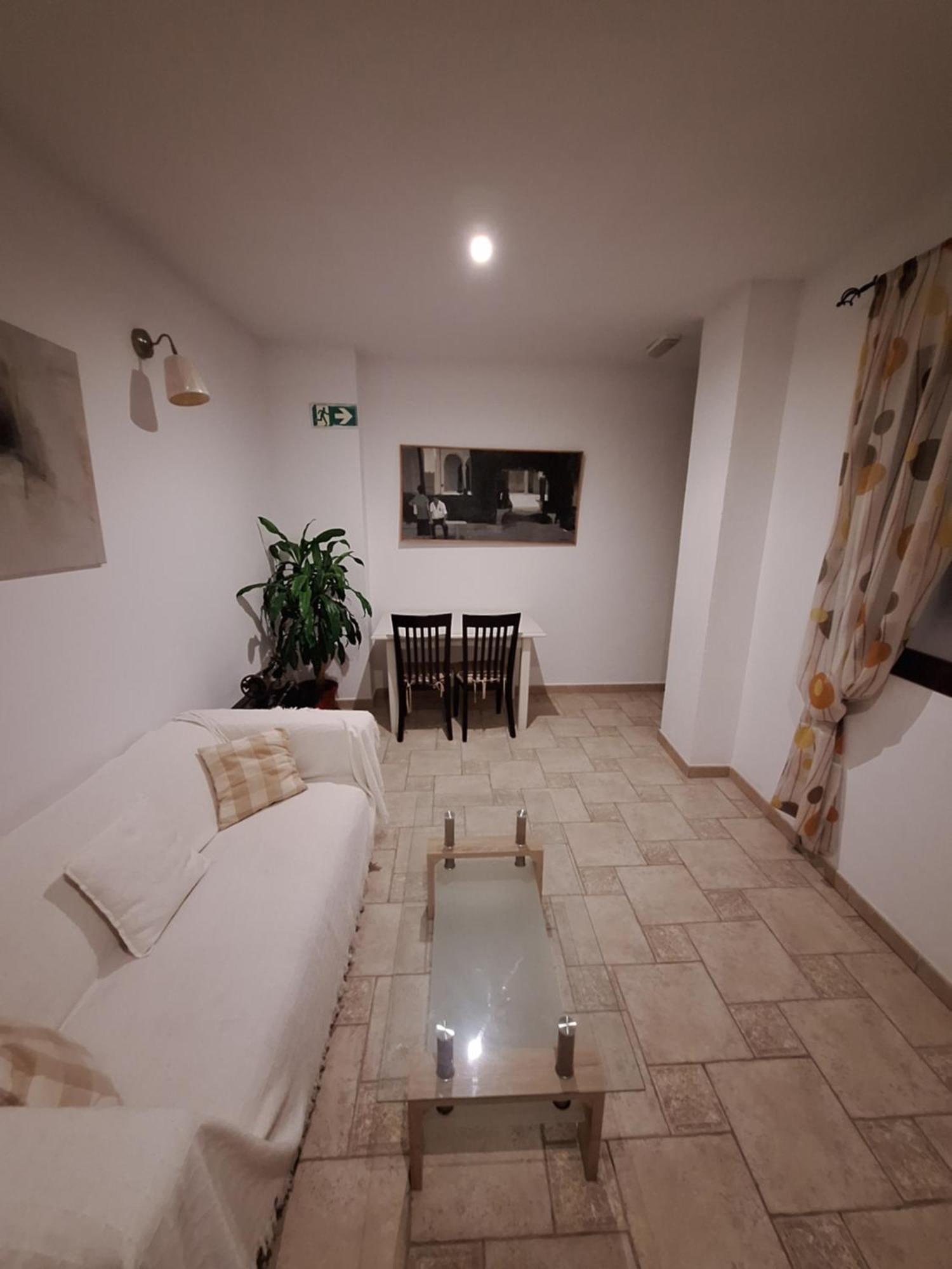 Hostal Fenix Херес-де-ла-Фронтера Экстерьер фото