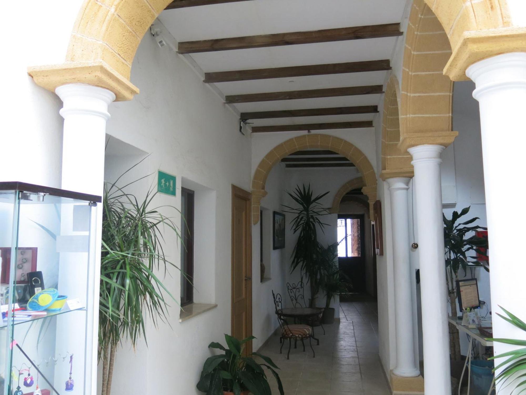 Hostal Fenix Херес-де-ла-Фронтера Экстерьер фото